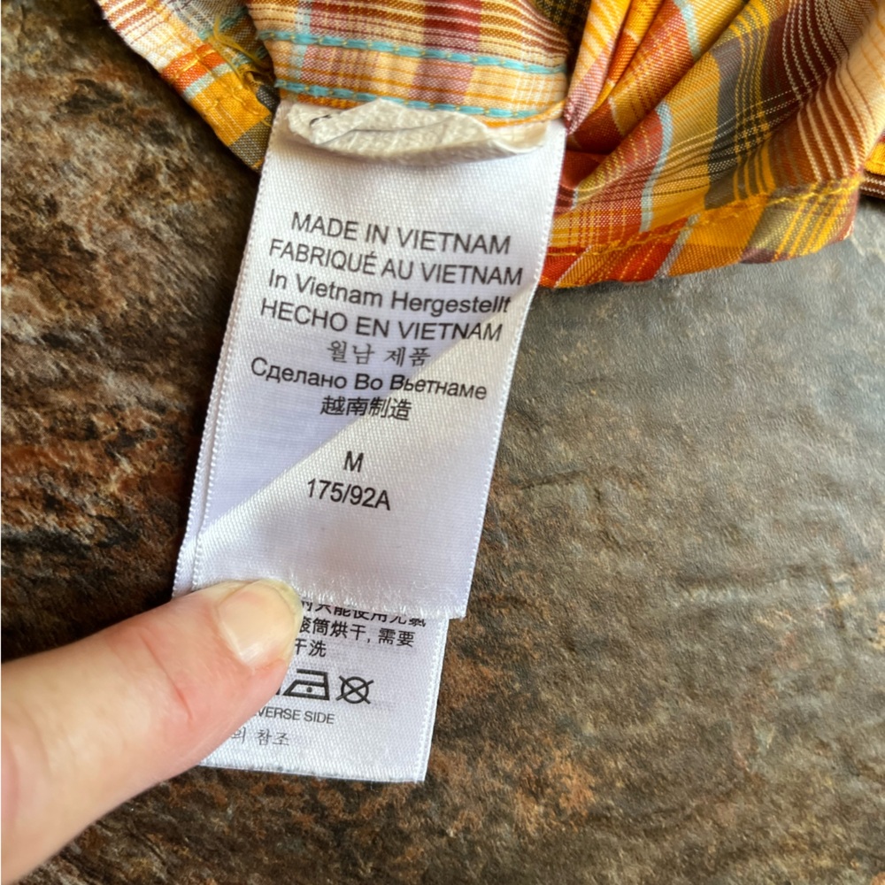 Men’s Marmot orange plaid shirt sleeve button down shirt. Size medium - Picture 6 of 14